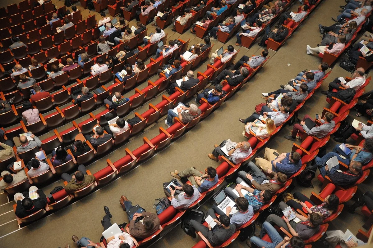 Comment utiliser les forums et les communautés pour le SEO ?