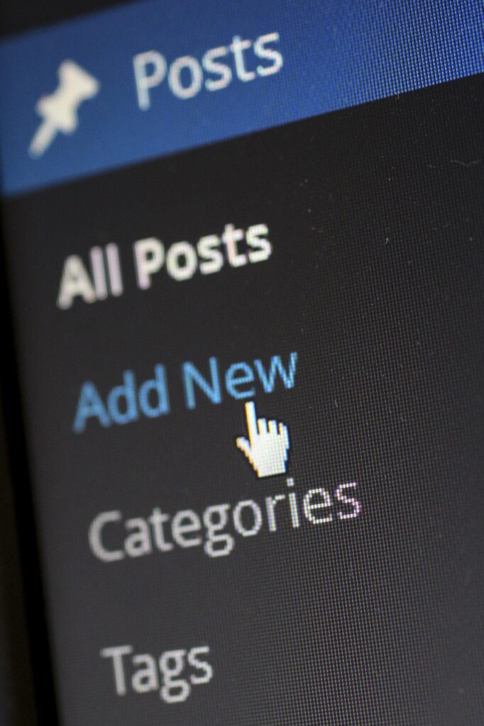 découvrez comment devenir un créateur de contenu internet professionnel, maîtriser les outils numériques et développer votre audience en ligne efficacement.